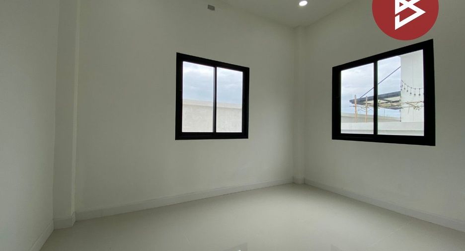 For sale 3 bedrooms house in Bang Len, Nakhon Pathom