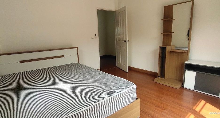 Haus zur Miete mit 3 Zimmer in Bang Phli, Samut Prakan
