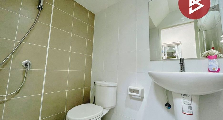 For sale 3 bedrooms townhouse in Lat Krabang, Bangkok