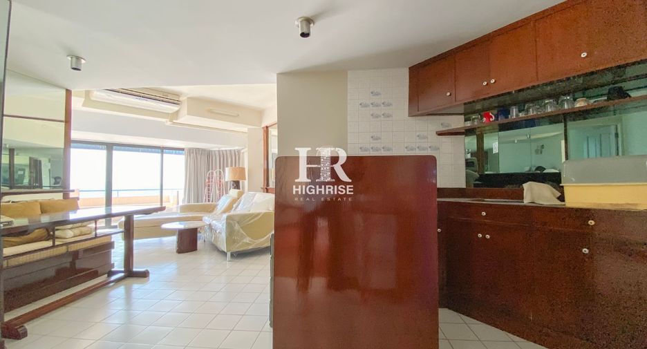 For sale 2 bedrooms condo in North Pattaya, Pattaya