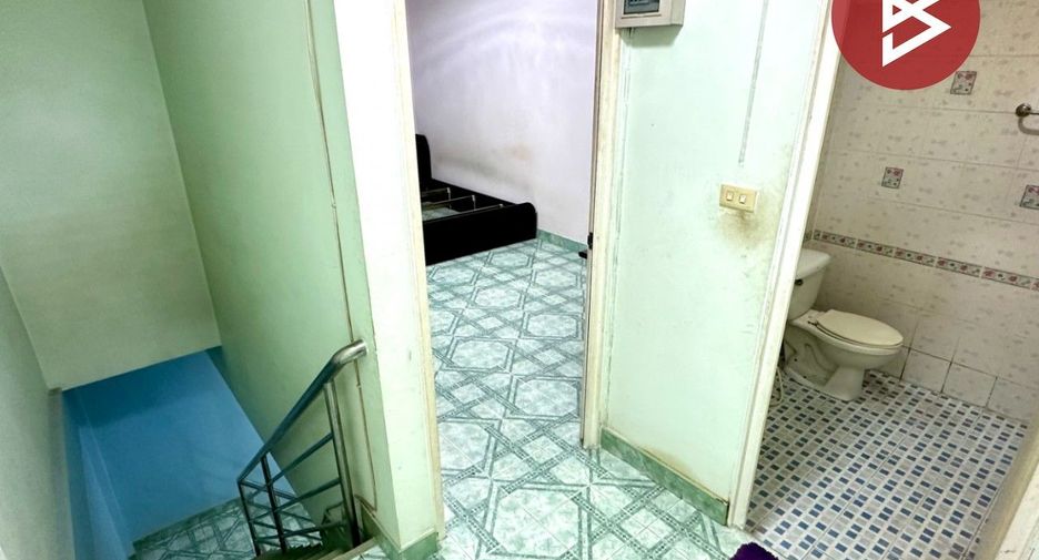 For sale 2 bedrooms townhouse in Mueang Samut Prakan, Samut Prakan