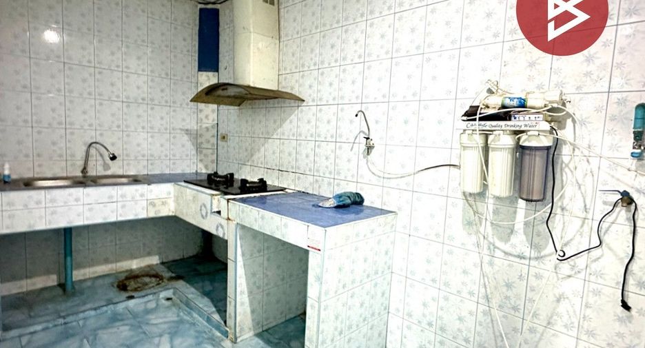 For sale 2 bedrooms townhouse in Mueang Samut Prakan, Samut Prakan