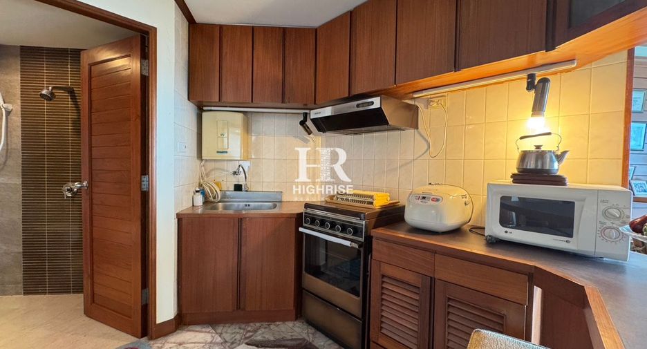 For sale 2 bedrooms condo in North Pattaya, Pattaya