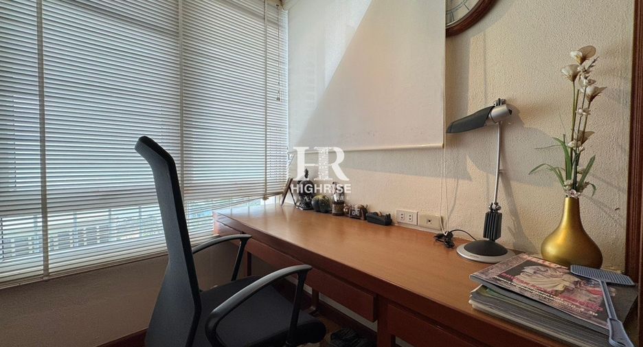 For sale 2 bedrooms condo in North Pattaya, Pattaya