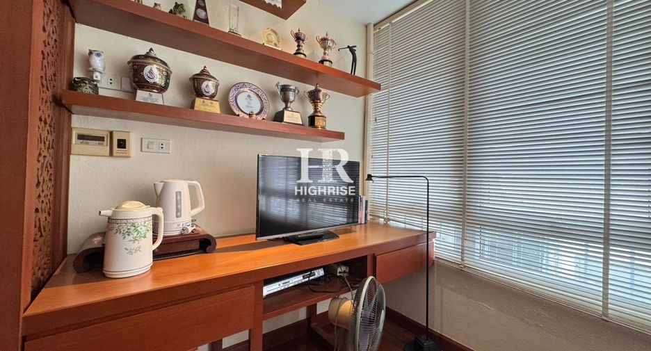 For sale 2 bedrooms condo in North Pattaya, Pattaya