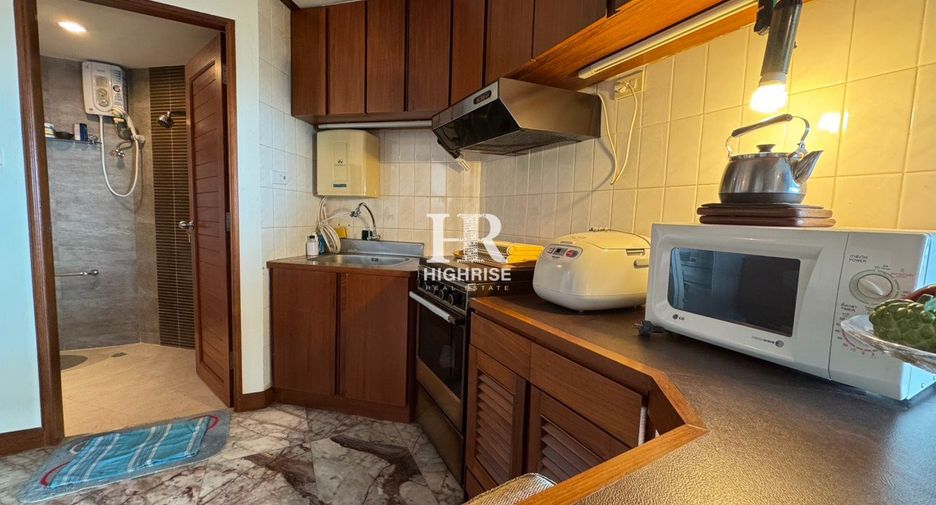 For sale 2 bedrooms condo in North Pattaya, Pattaya