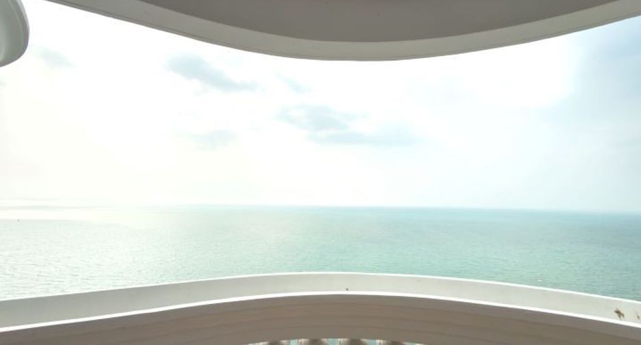 For sale 3 bedrooms condo in North Pattaya, Pattaya