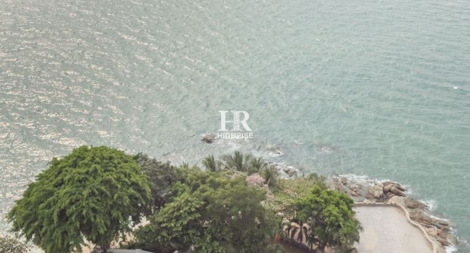 For sale 3 bedrooms condo in North Pattaya, Pattaya