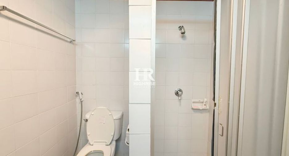 For sale 3 bedrooms condo in North Pattaya, Pattaya