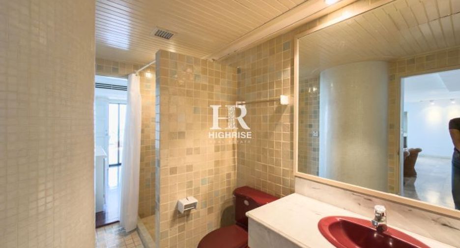 For sale 3 bedrooms condo in North Pattaya, Pattaya