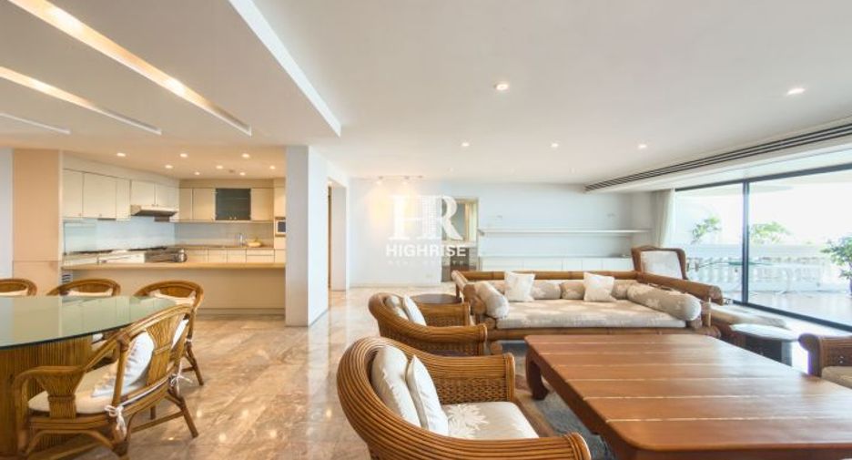 For sale 3 bedrooms condo in North Pattaya, Pattaya