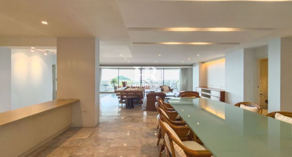 For sale 3 bedrooms condo in North Pattaya, Pattaya