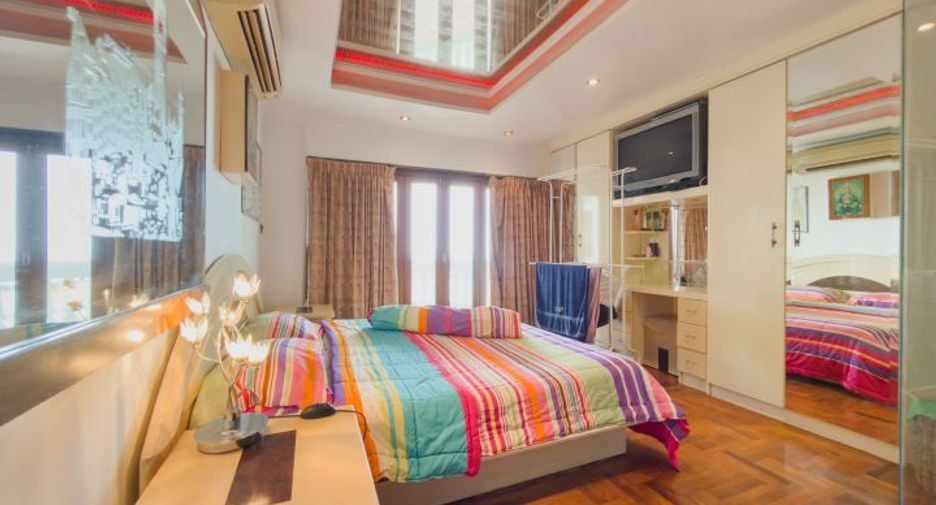 For sale 2 bedrooms condo in North Pattaya, Pattaya