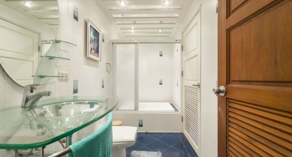 For sale 2 bedrooms condo in North Pattaya, Pattaya