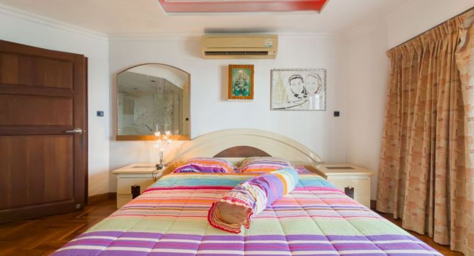 For sale 2 bedrooms condo in North Pattaya, Pattaya