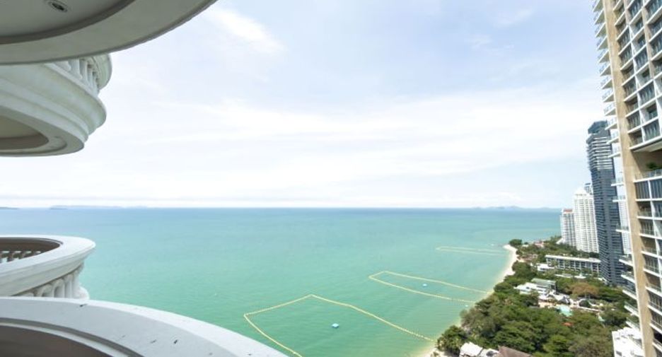 For sale 2 bedrooms condo in North Pattaya, Pattaya