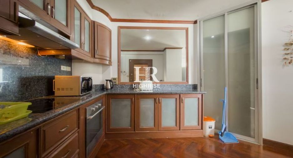 For sale 2 bedrooms condo in North Pattaya, Pattaya