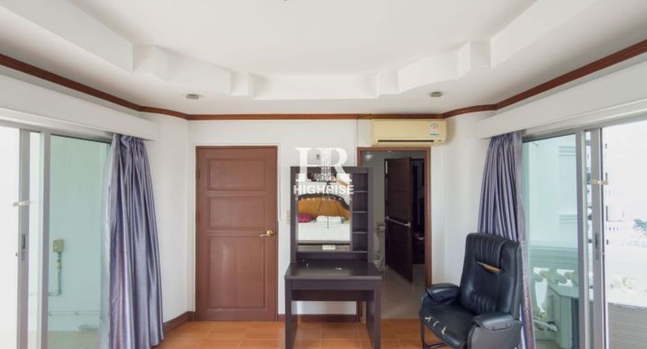 For sale 2 bedrooms condo in North Pattaya, Pattaya