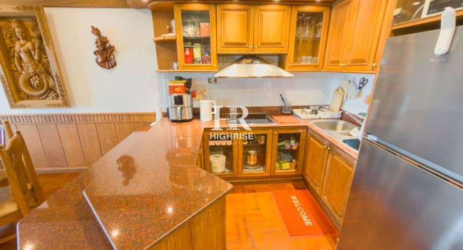 For sale 3 bedrooms condo in North Pattaya, Pattaya