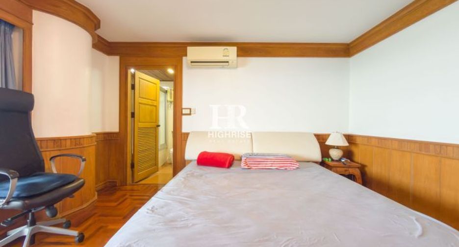 For sale 3 bedrooms condo in North Pattaya, Pattaya