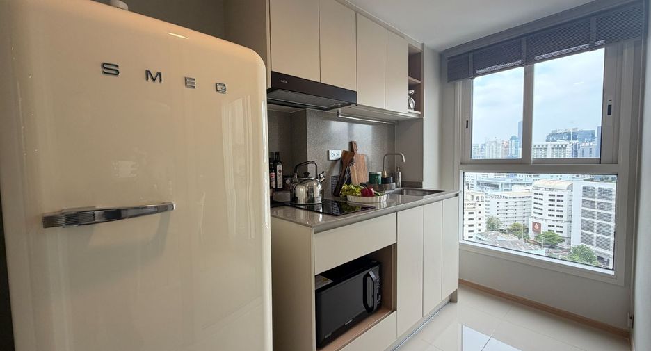 For sale 2 bedrooms condo in Bang Rak, Bangkok