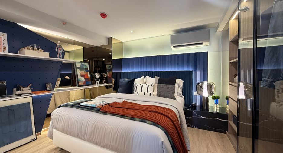 For sale 2 bedrooms condo in Bang Rak, Bangkok