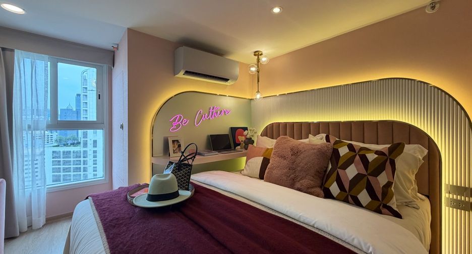 For sale 2 bedrooms condo in Bang Rak, Bangkok