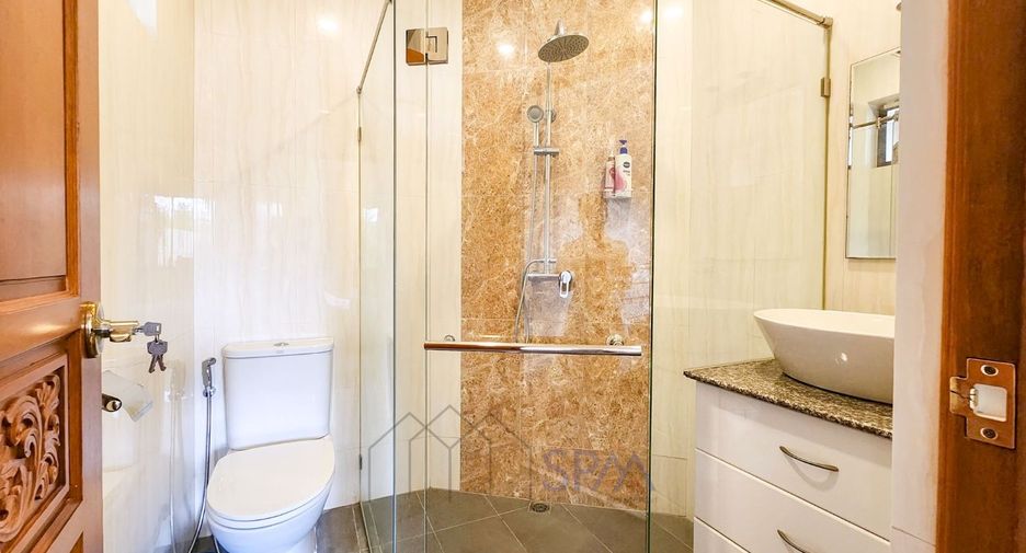 Villa zum Kauf mit 4 Zimmer in Hua Hin, Prachuap Khiri Khan