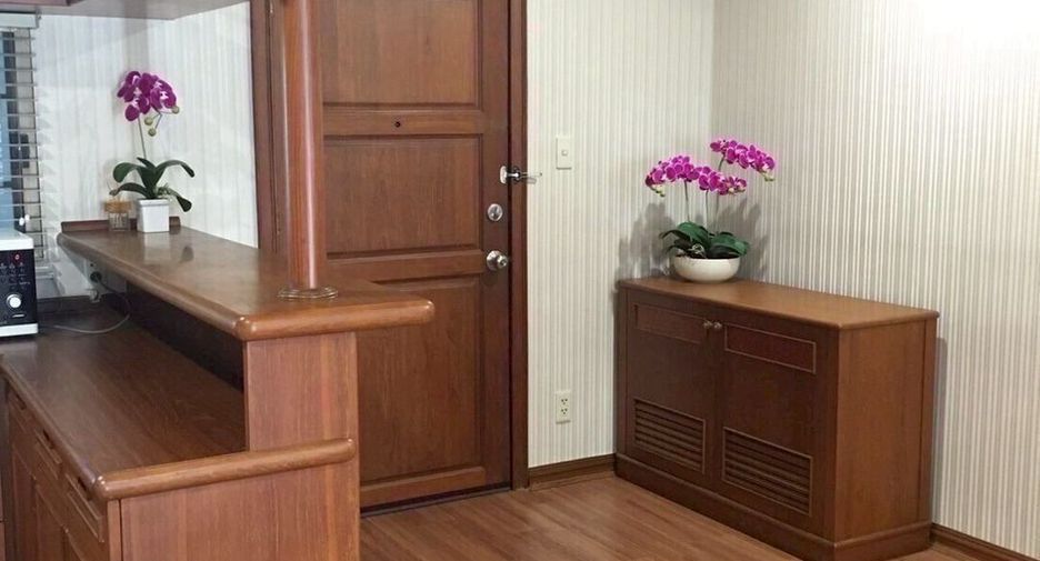 ให้เช่า 2 ห้องนอน คอนโด ใน คลองเตย, กรุงเทพฯ