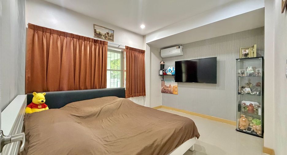For sale 3 bedrooms house in East Pattaya, Pattaya