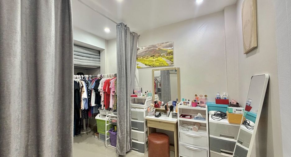 For sale 3 bedrooms house in East Pattaya, Pattaya