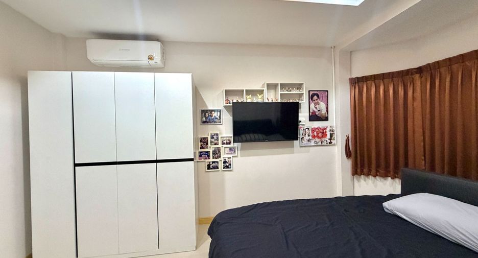 For sale 3 bedrooms house in East Pattaya, Pattaya