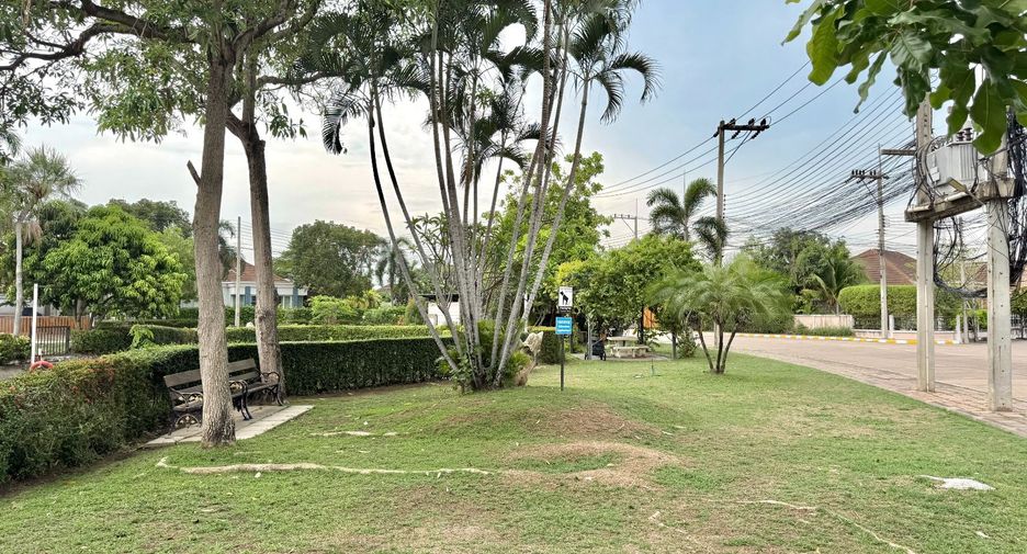 For sale 3 bedrooms house in East Pattaya, Pattaya