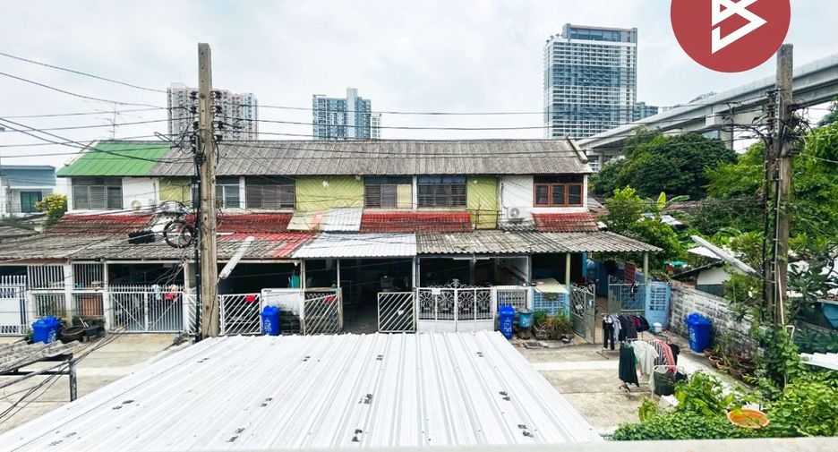 Casa adosada en venta de 2 habitaciones en Bang Sue, Bangkok