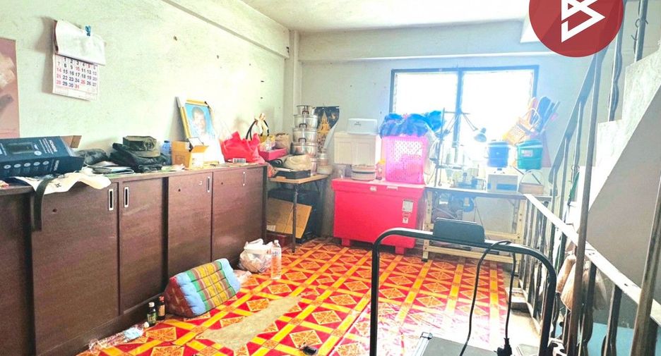 For sale 2 bedrooms retail Space in Chom Thong, Bangkok