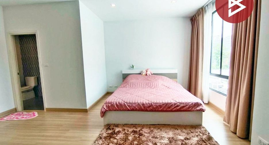 For sale 3 bedrooms townhouse in Bang Phli, Samut Prakan