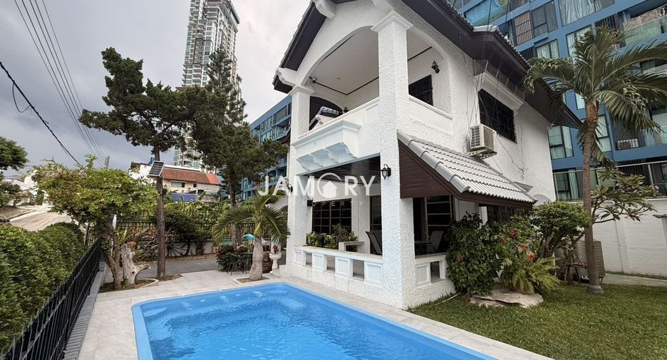 For rent 3 bedrooms house in Jomtien, Pattaya