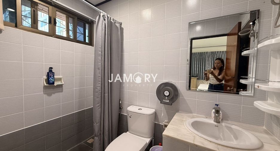 For rent 3 bedrooms house in Jomtien, Pattaya