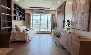 Condo en alquiler de 2 habitaciones en Pathum Wan, Bangkok
