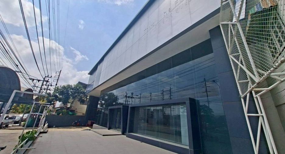 For rent retail Space in Phra Samut Chedi, Samut Prakan