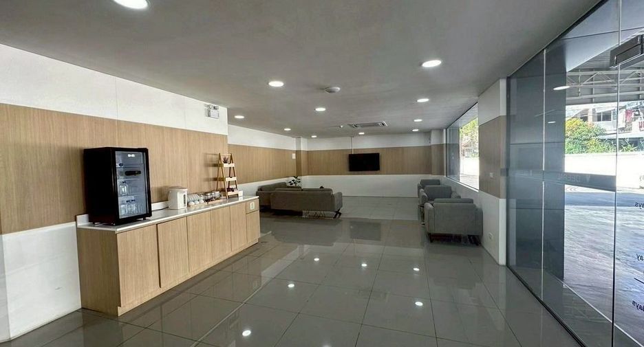 For rent retail Space in Phra Samut Chedi, Samut Prakan