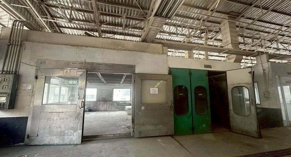 For rent retail Space in Phra Samut Chedi, Samut Prakan