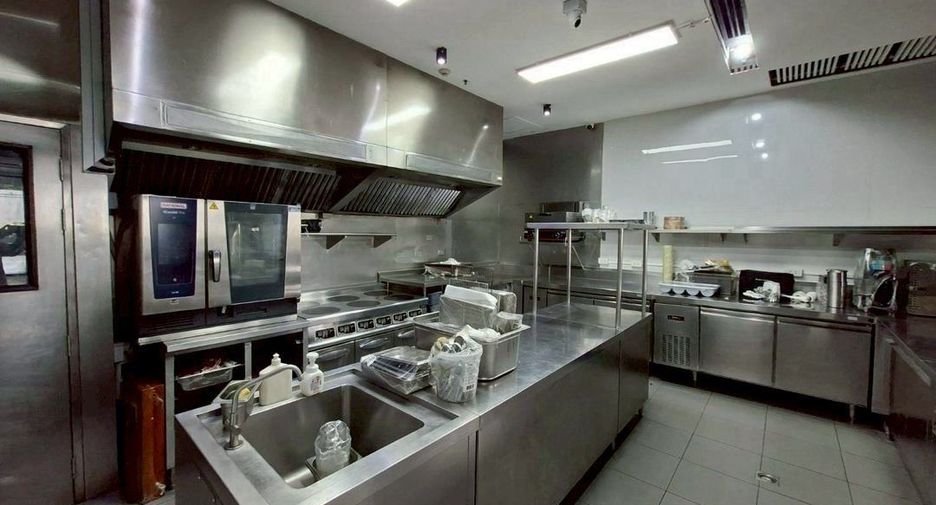 Local comercial en alquiler en Khlong Toei, Bangkok
