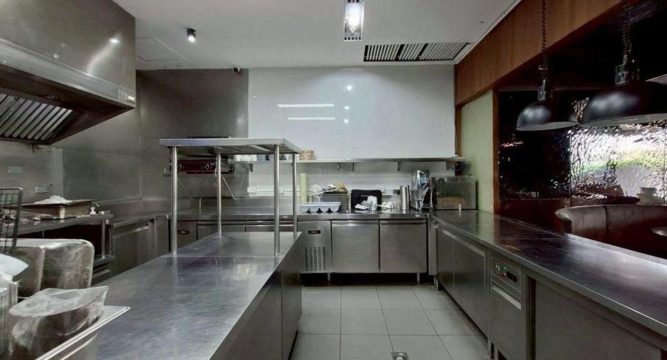 Local comercial en alquiler en Khlong Toei, Bangkok