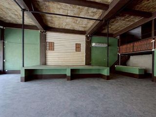 For rent retail Space in Khlong Toei, Bangkok