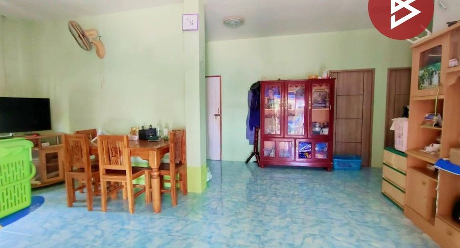 À vendre studio maison à Phichai, Uttaradit