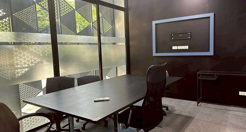 For rent office in Mueang Samut Prakan, Samut Prakan