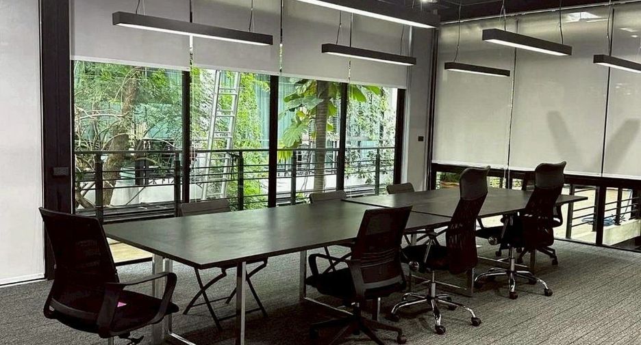 For rent office in Mueang Samut Prakan, Samut Prakan