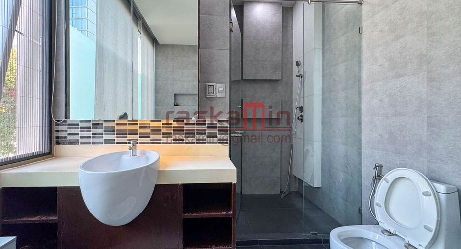 For sale 2 bedrooms condo in North Pattaya, Pattaya