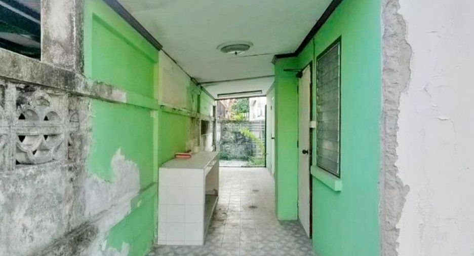 For sale 4 bedrooms house in Min Buri, Bangkok